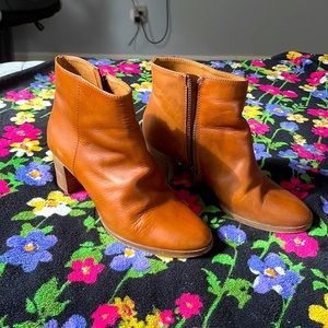 I’ve only wore these three or four times but they are extremely comfortable